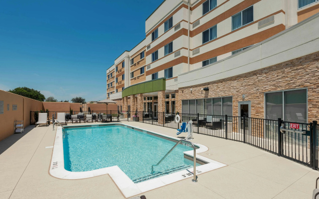 Courtyard Ardmore