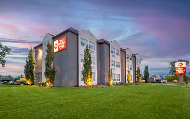 Best Western Plus Rose City Suites