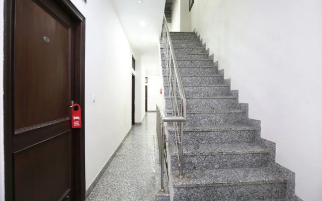 New DK Palace by OYO Rooms