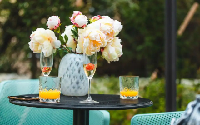 Garden Suites Residence by TKC