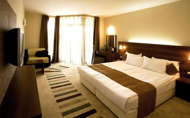 Laguna Beach Resort & Spa