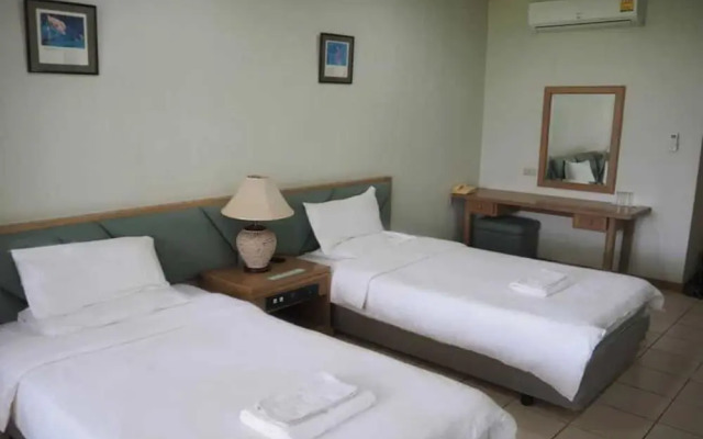 Sawang Resort Golf Club and Hotel