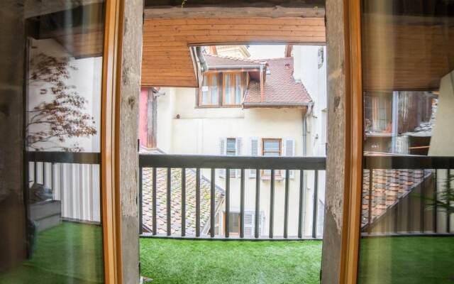 Boudoir -magnifique Triplex -coeur Vieille Ville