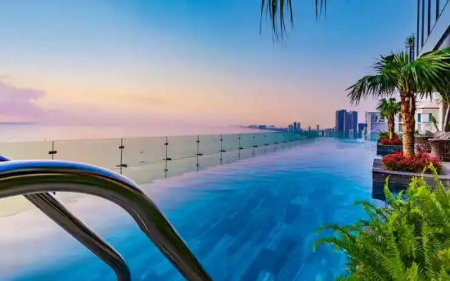 Peninsula  Danang