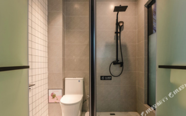 Zhoukou Lane No.7 Hotel