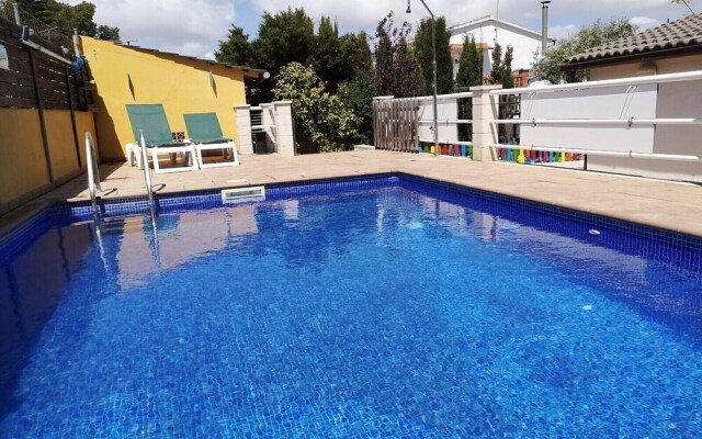 Casa ideal para familias con piscina y parque