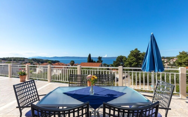 Rajna - 100 m From sea - A2 Veliki
