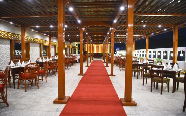 Hotel Mehran