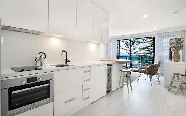 Burleigh by the Sea