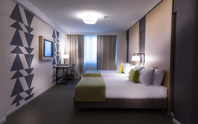 Howard Johnson Plaza by Wyndham Buenos Aires