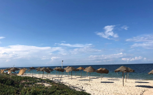 Dunes ressort chott Meriem