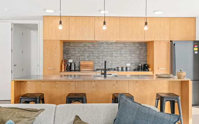 Mountain Escape - Cromwell Downstairs Holiday Apartment