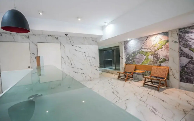 Dream Studios BA Apartment
