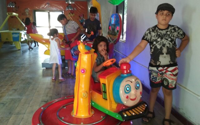 Daksh Resort And Amusement Park