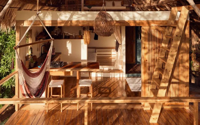 Hostel Clandestino Maderas