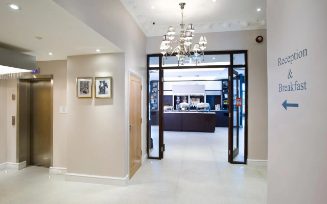 Best Western Chiswick Palace & Suites