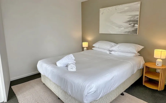 1-bed Urban Getaway Near the Brisbane River – Guest Rooms – Brisbane