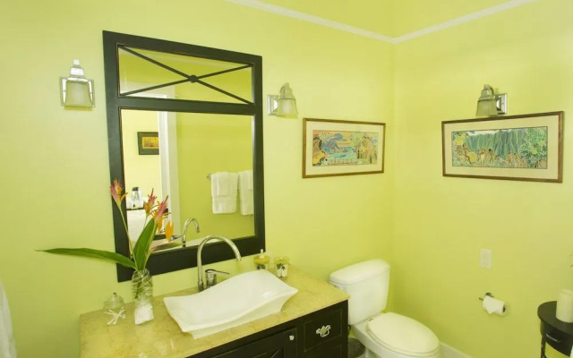 Iao Valley Inn