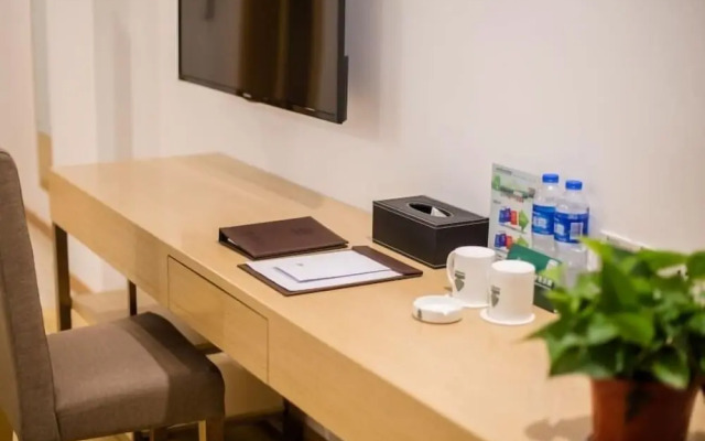 GreenTree Alliance Suzhou Zhangjiagang Nanfeng Town Hotel