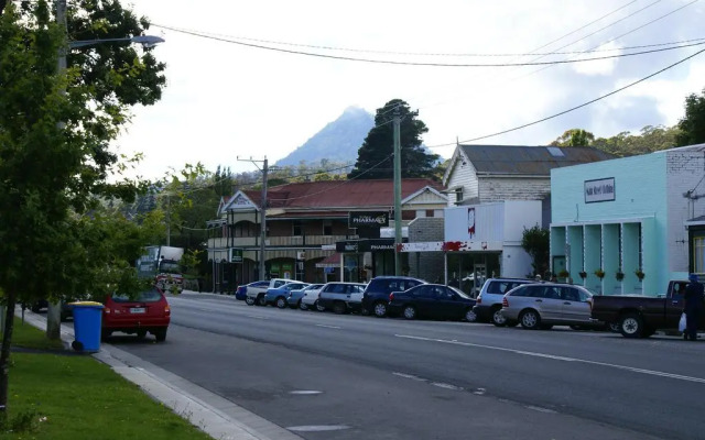 St Marys Hotel And Bistro