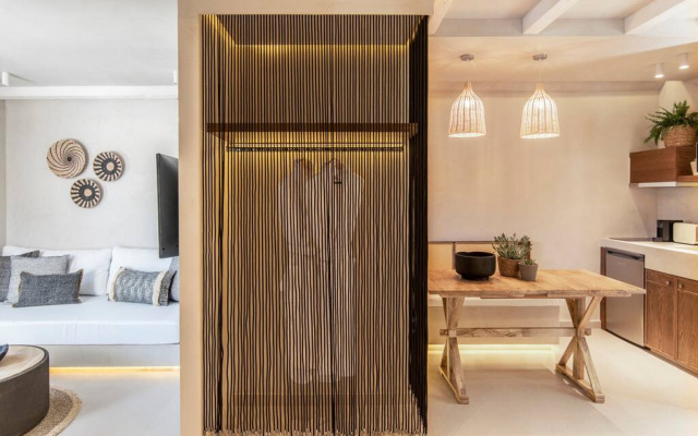 Beachfront Suite