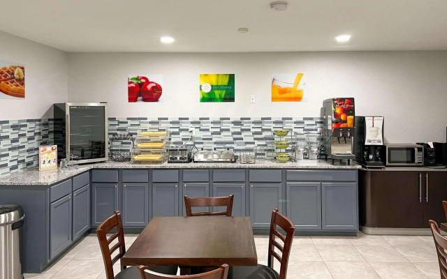 Quality Inn & Suites