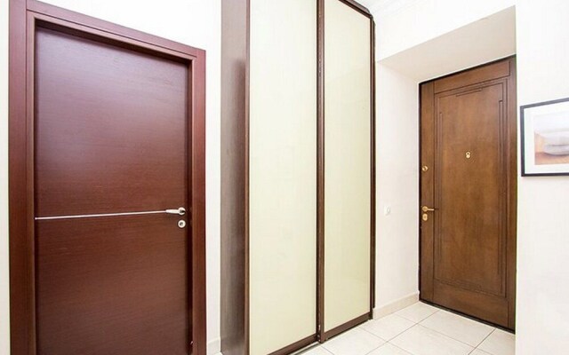 Apartlux on Ploshchad Pobedy