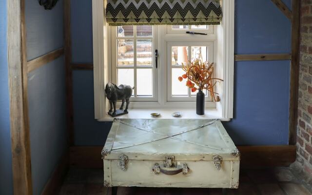 Woodleys Farm House