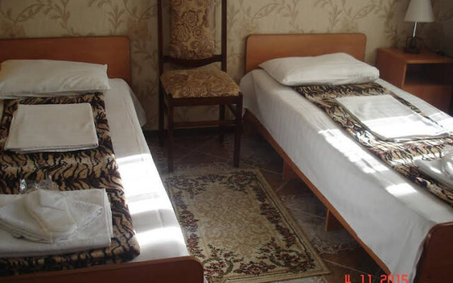 Alina Guest House