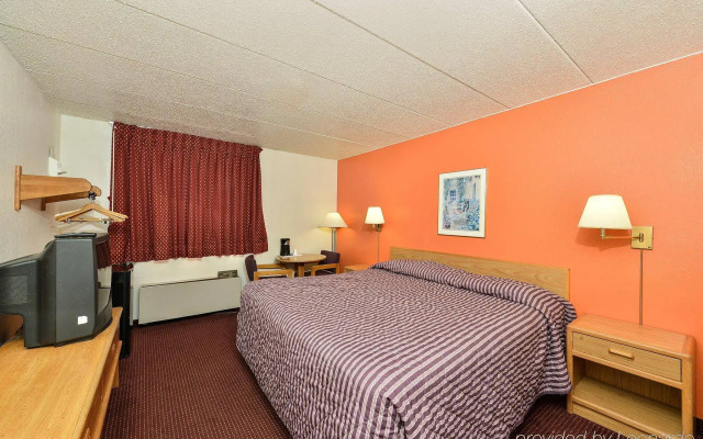 Americas Best Value Inn - Omaha