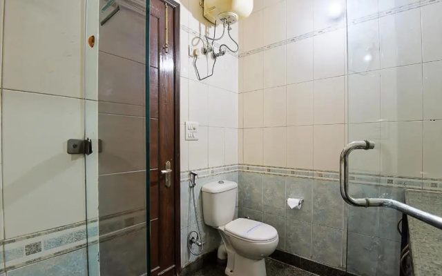 BluO Modern 1BHK - N Block Market Greater Kailash