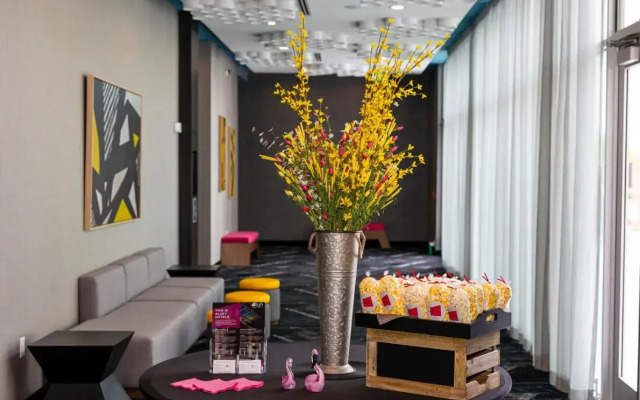 Aloft Dallas DFW Airport Grapevine