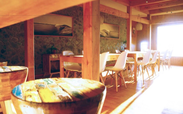 Natural Surf Lodge