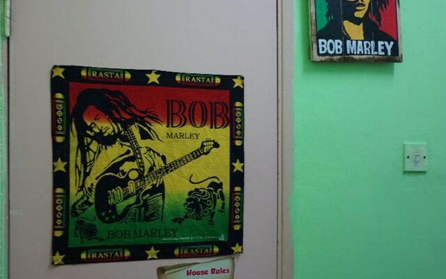 Three Little Birds Home - Hostel