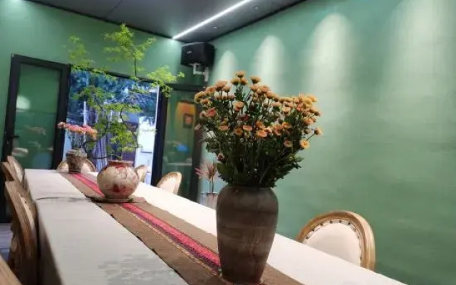Deqing Shanyinju Country House