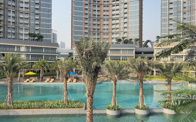 Gold Coast PIK Sea View Apartments by LongeSuites