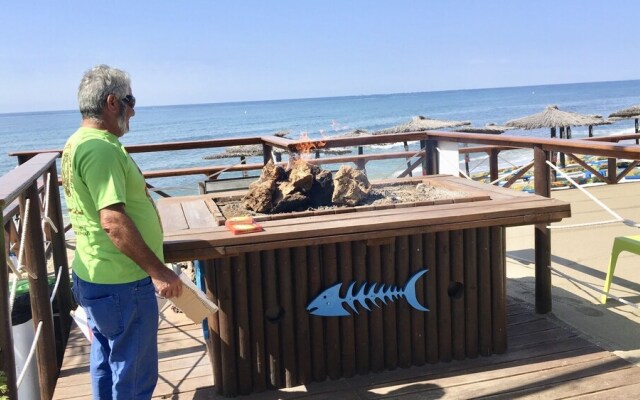 MI CAPRICHO C16 Luxury apartment on the beachfront