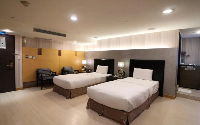 Shihzuwan Hotel - Kaohsiung Station