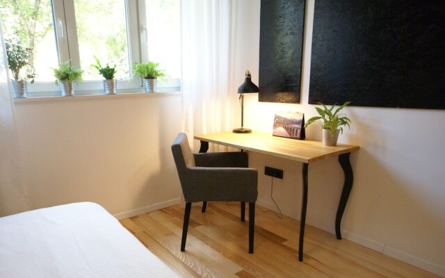 Fingerprint Tree Apartment