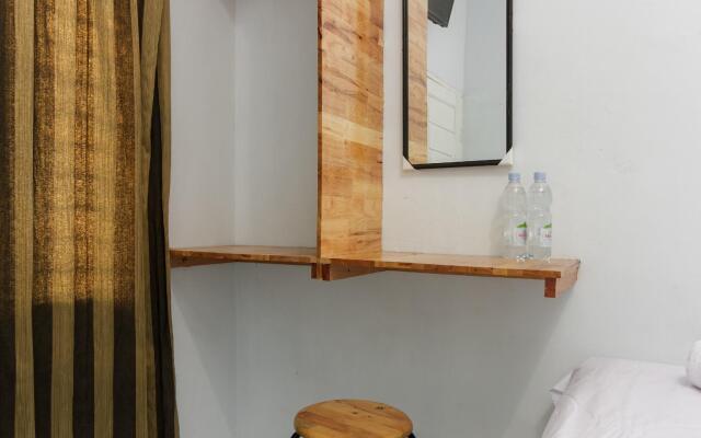 RedDoorz Plus near Universitas Methodist Medan