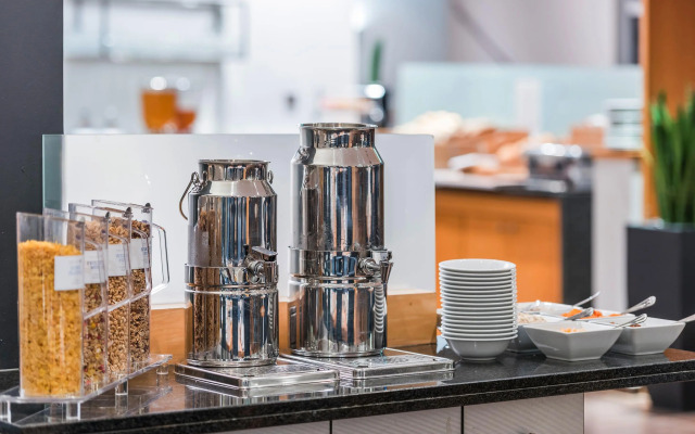 Hotel Oberhausen Neue Mitte Affiliated by Meliá