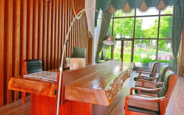 Oriental Jinsha Villa Hotel