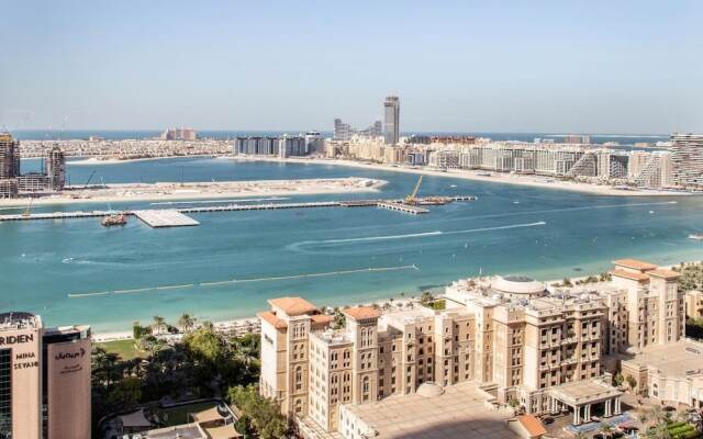 Sophisticated 1BR Apartment in Dubai Marina