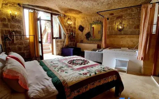 Pigeon Hotel