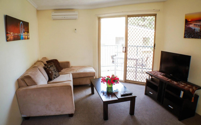 Surfers Riverside Apartments