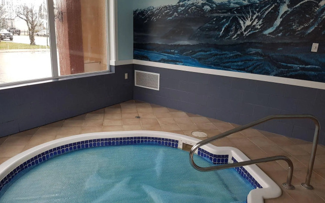 Alpine Inn & Suites