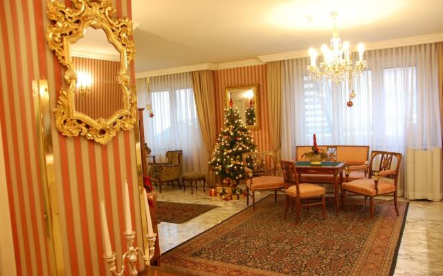 Savoy Garni