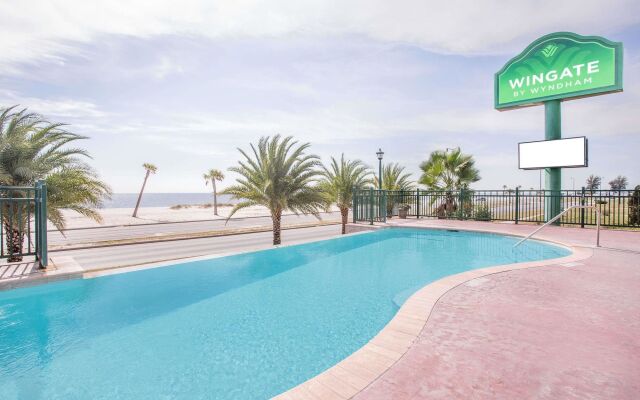 Holiday Inn Express Gulfport Beach by IHG