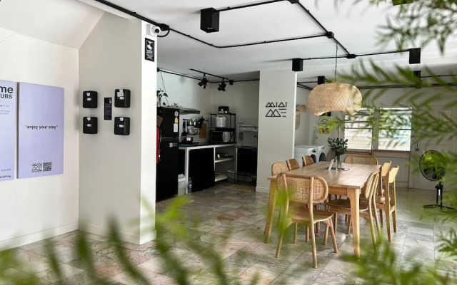 MINI-ME HUBS - Charm Suites in Old City