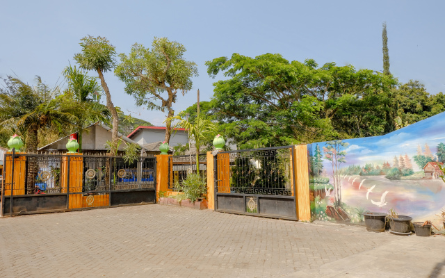 OYO 1689 Sumber Urip Family Homestay Syariah